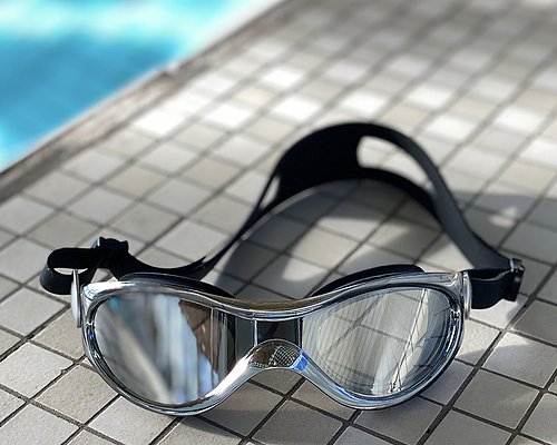 SWIMGOGGLES
