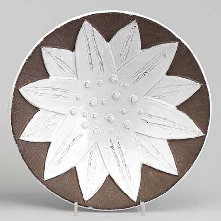 Anna-Lisa Thomson Upsala-Ekeby Paprika Bowl (model 1014), length 22 cm