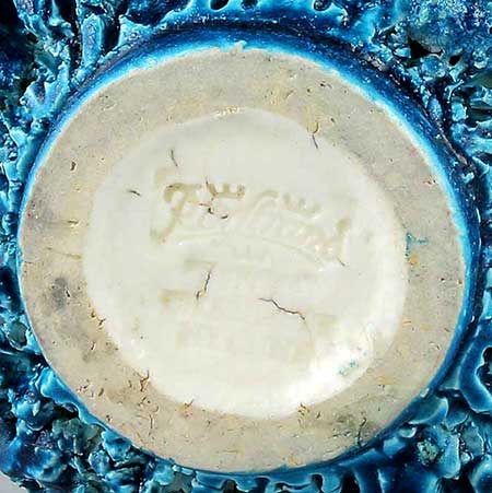 Gunnar Nylund Rörstrand Hedgehog vase lower side