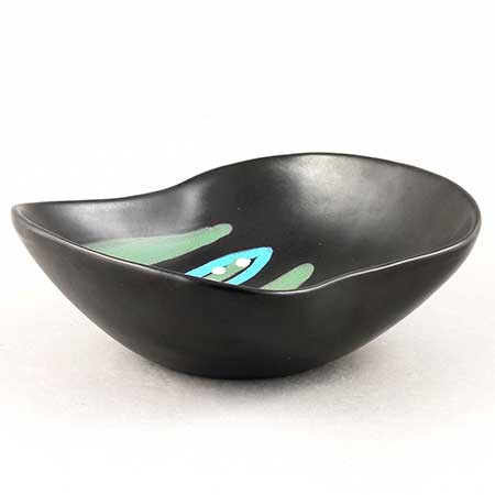 Hjördis Oldfors Upsala-Ekeby Camilla Bowl (model 5125), length 17 cm