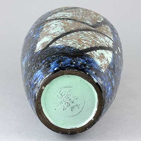 Ingrid Atterberg Upsala–Ekeby The lower side of a Chamotte object