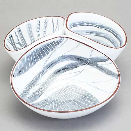 Ingrid Atterberg Upsala Ekeby Grafika Bowl. Model 2108. Length 29 cm