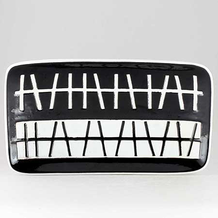 Ingrid Atterberg Upsala Ekeby Pronto Dish. Model 2342. Length 35,5 cm