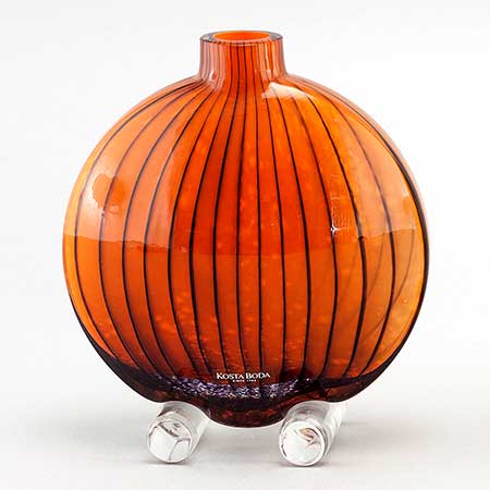 Kjell Engman Kosta Boda Pebbles Red vase (model 48928), height 16 cm