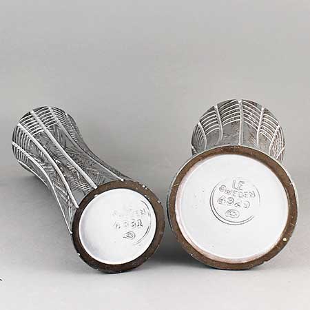 Mari Simmulson Upsala Ekeby The lower side of an Ax object