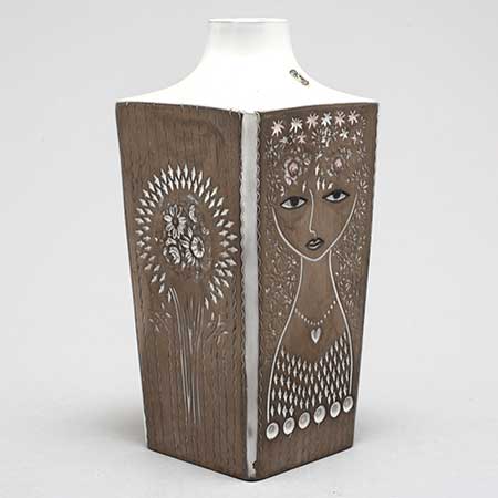 Mari Simmulson Upsala Ekeby Beata Vase. Model 43130/955. Height 22 cm