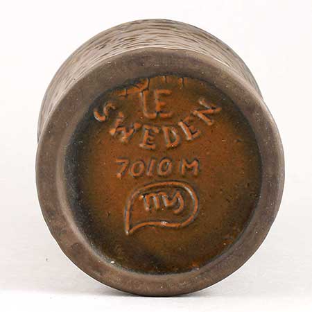 Mari Simmulson Upsala Ekeby India The lower side of an India object