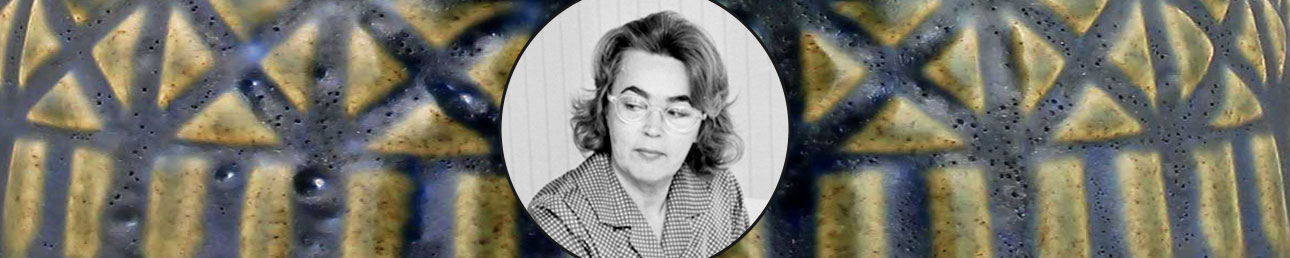 Mari Simmulson Upsala Ekeby Iris (1967)