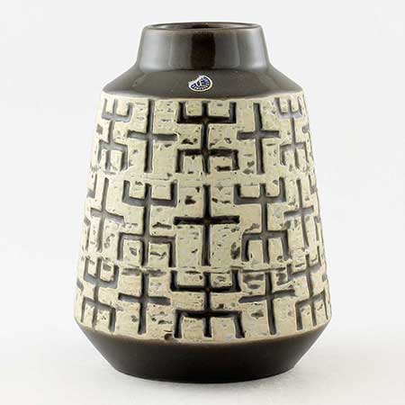 Mari Simmulson Upsala Ekeby Labyrint Vase. Model 5019M. Height 18,5 cm