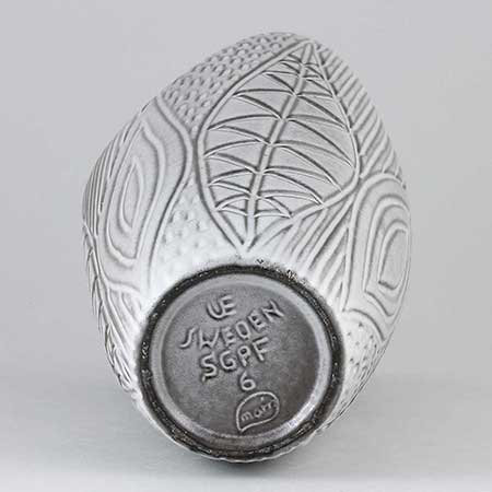 Mari Simmulson Upsala Ekeby Natur The lower side of a Natur object