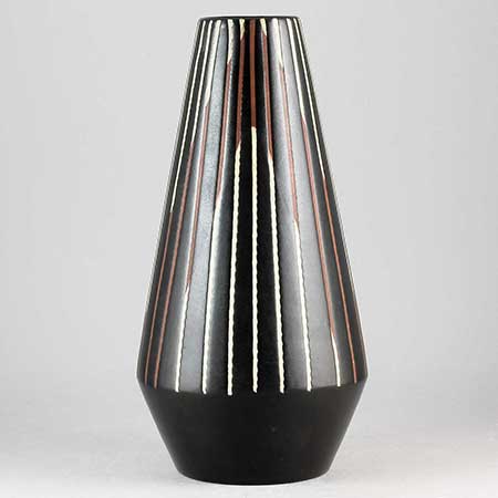 Mari Simmulson Upsala Ekeby Pampas Vase. Model 4268. Height 25 cm