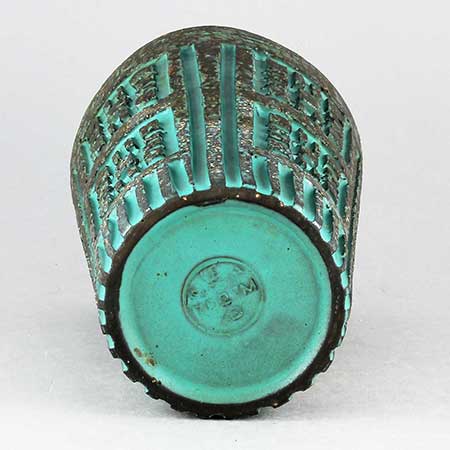 Mari Simmulson Upsala Ekeby The lower side of a Patina object