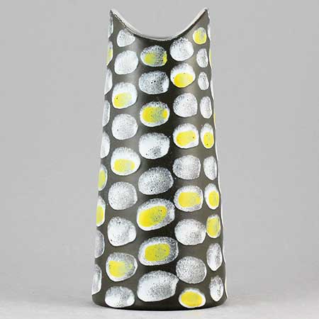 Mari Simmulson Upsala Ekeby Salix Vase. Model 4097. Height 17,5 cm
