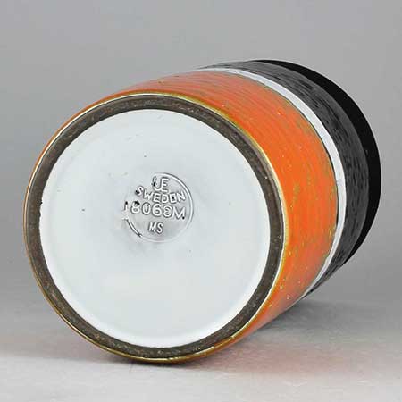 Mari Simmulson Upsala Ekeby The lower side of a Strips object