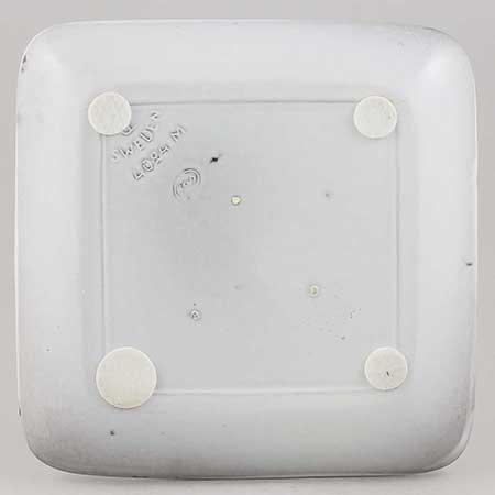 Mari Simmulson Upsala Ekeby The lower side of a Vespa object