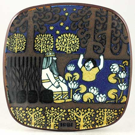 Raija Uosikkinen Arabia Kalevala wall plaque 1981
